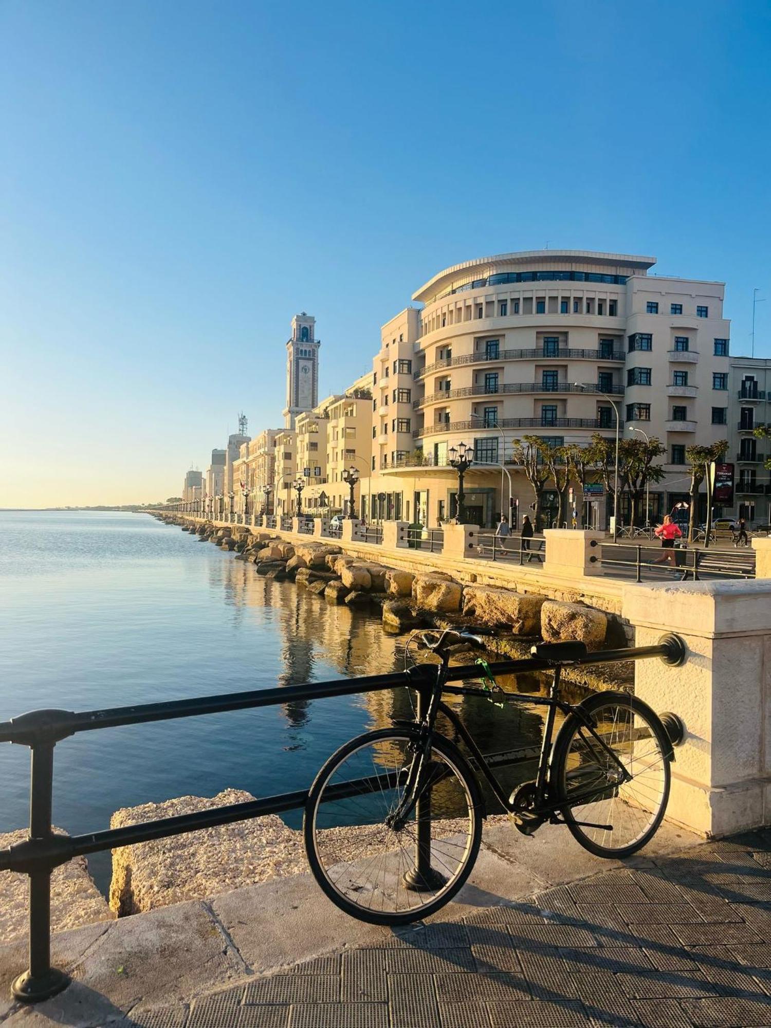 Riccardo Luxury Apartment Bari Bagian luar foto